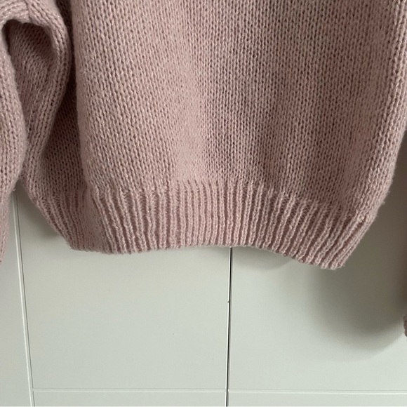 3/$45 Oversized Knit Bubble Sleeve Sweater - Picture 4 of 9